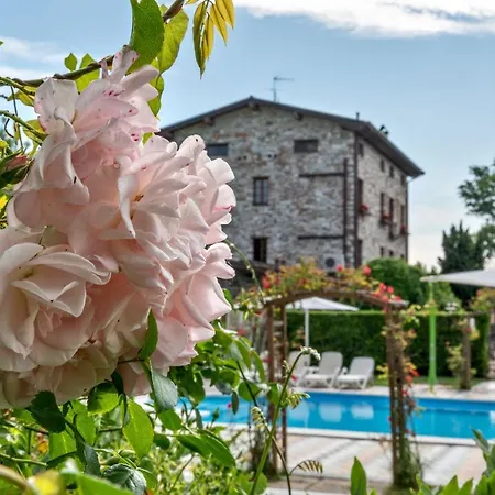 Castello Dei Templari 2* Лукка