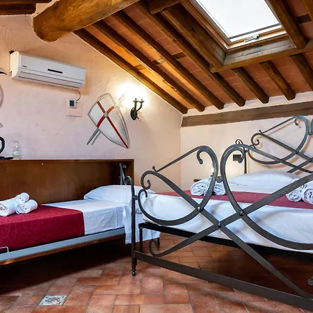 Castello Dei Templari Bed & Breakfast 2*